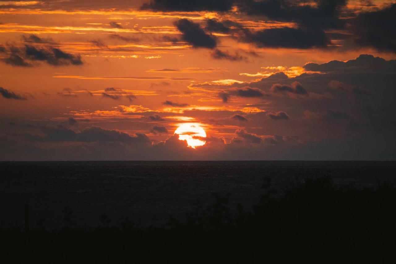 Tanusas Retreat & Spa Puerto Cayo Kültér fotó